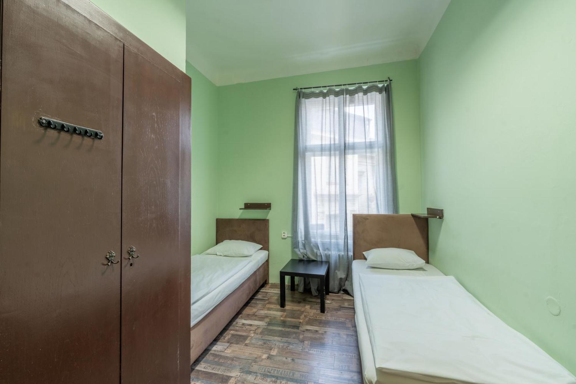 Best Spot Hostel Прага Екстериор снимка